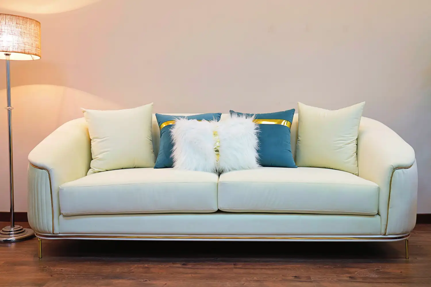 كنبة انتريه ماريا 2 مقعد مصنوعة من خشب زان أحمر قماش قطيفة مستورد عالي الجودة TESLA ضمان ٥ سنوات