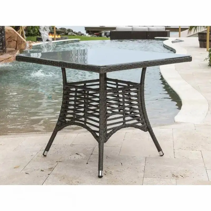 طاولة خارجيه مجدوله برتان عالي الجوده MS-10129