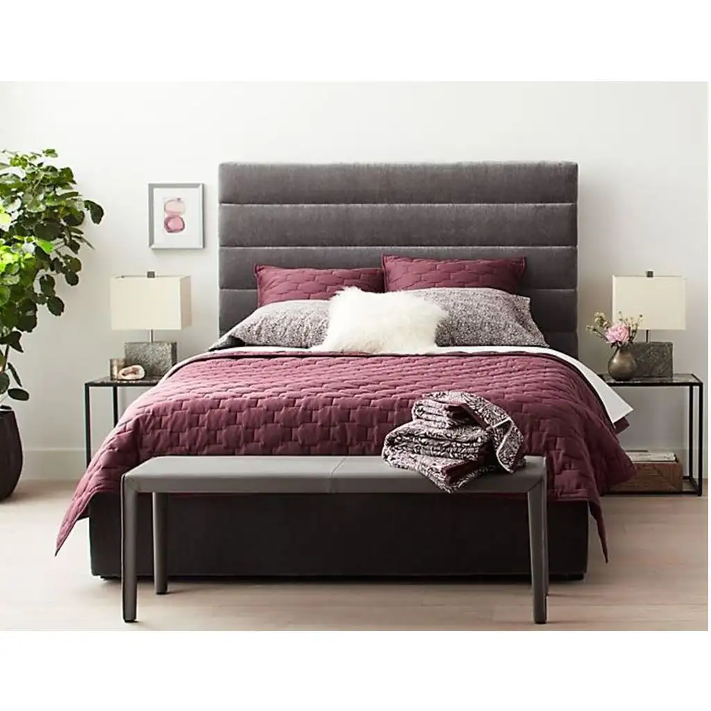 Modern Bed made of Pine Wood MS-9368