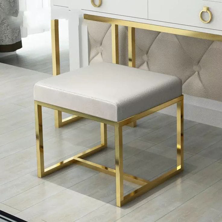 بوف مصنوع من استانلس ستيل وتنجيد قماش او جلد MS-13337