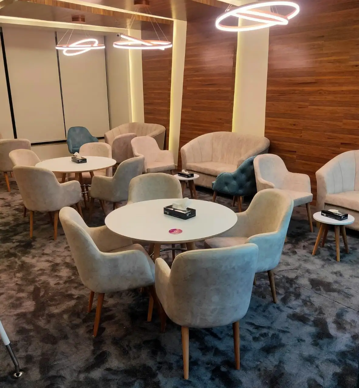 ترابيزة طعام بـ 4 كراسي بألوان متنوعة للمطاعم والكافيهات والفنادق MS-8459