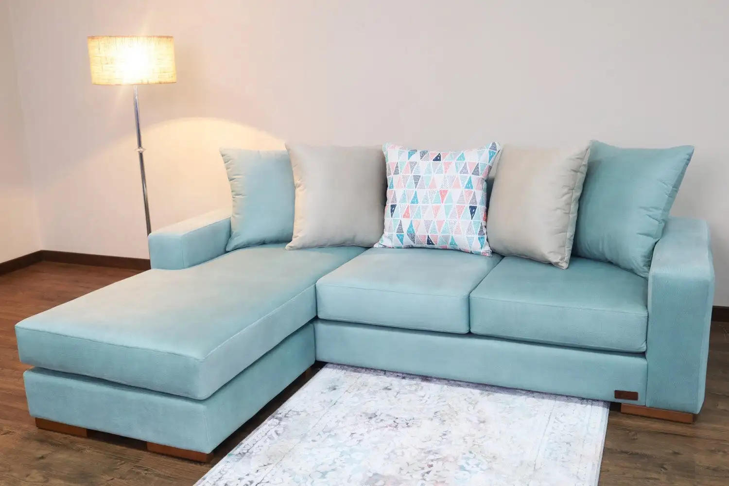 ركنه ديفان SILVA من القصر الملكي مصنوعة من خامات عالية الجودةMS-01097