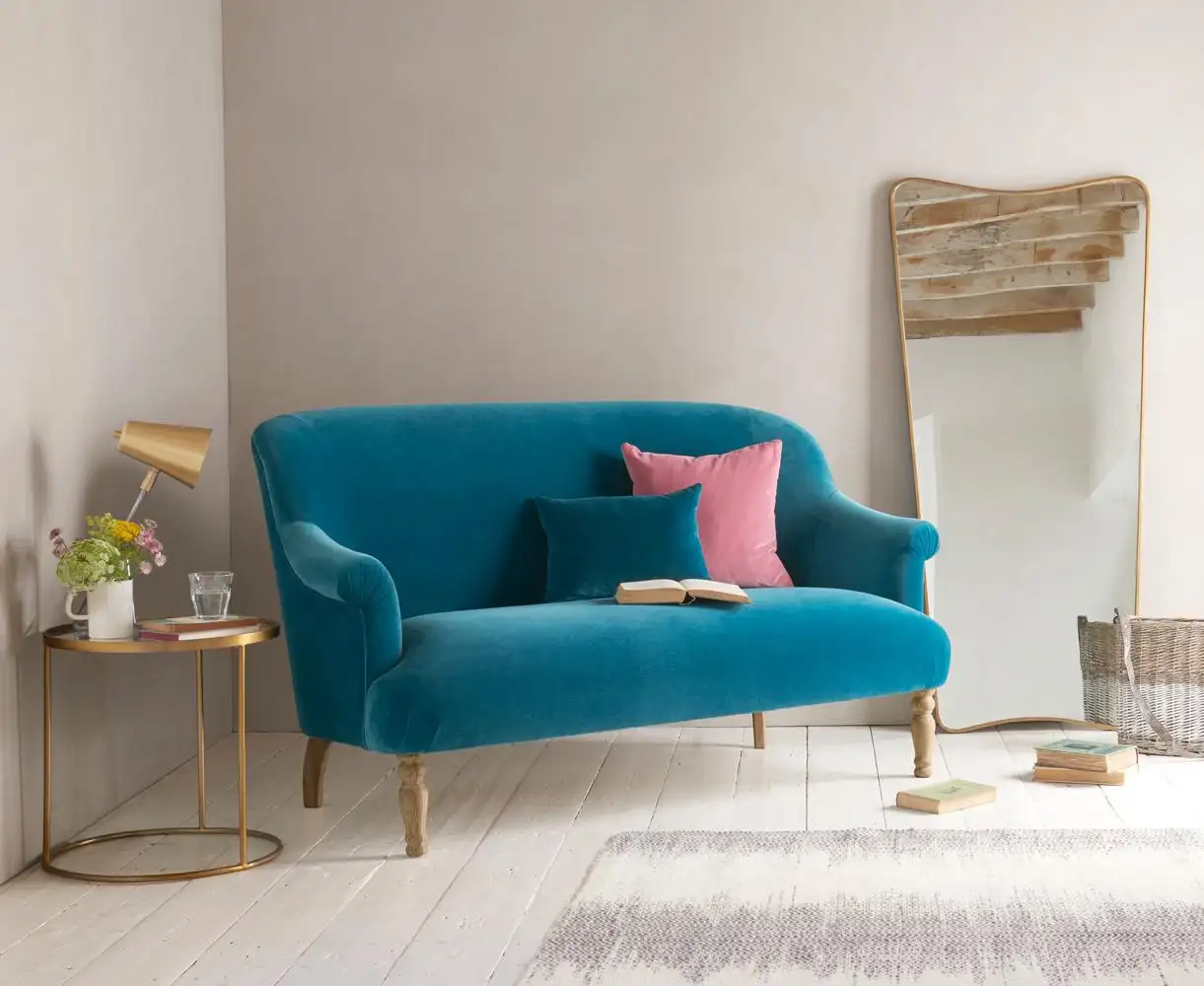 كنبة ثلاث مقاعد خشب زان أحمر وقماش كتان أو قطيفة MS-11184