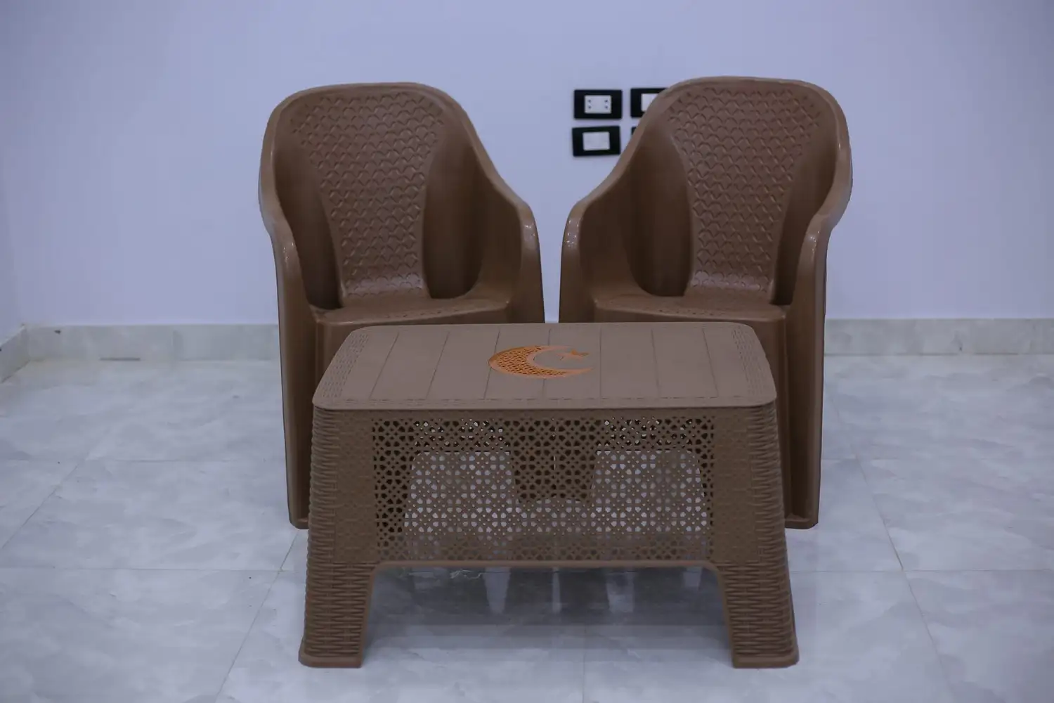 طقم كرسي أبل للحديقة والمقاهي 2 كرسي وترابيزة كيان من بلاستيك MS-10468