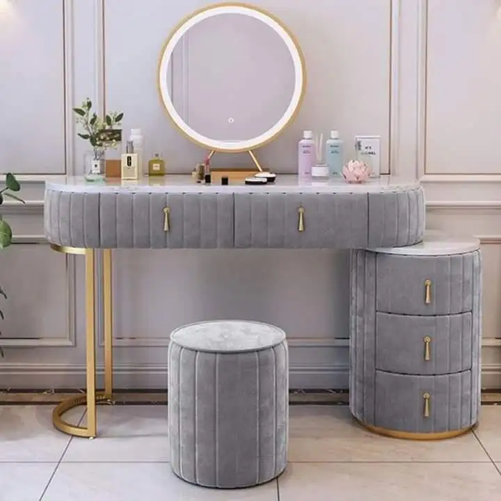 تسريحه مودرن مصنوعة من خشب طبيعي كونتر طبقات ومعدن معالج دهان الكتروستاتيك عالي الجودة - MS-11658