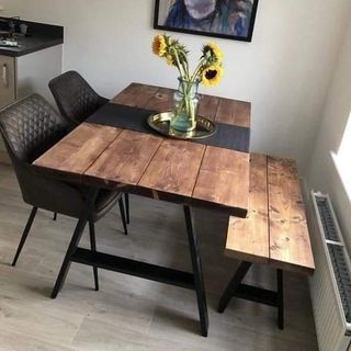 ترابيزة سفرة ستيل دهان الكتروستاتيك و خشب طبيعي موسكي و قماش جلد أو قطيفة MS-11789