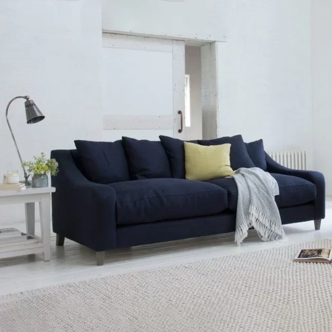 كنبة ثلاث مقاعد مودرن خشب زان أحمر وقماش كتان أو قطيفة MS-11203