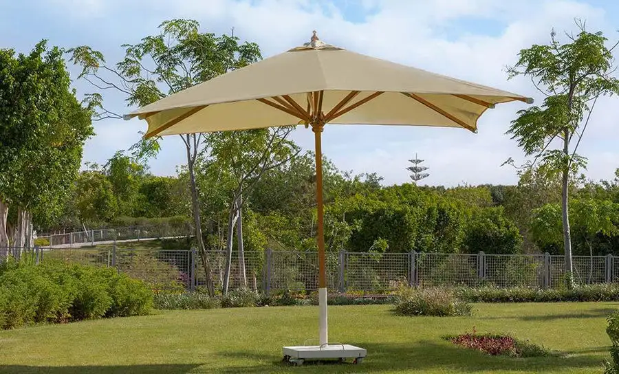 شمسية شاطئ من خامات عالية الجودة MS-10490