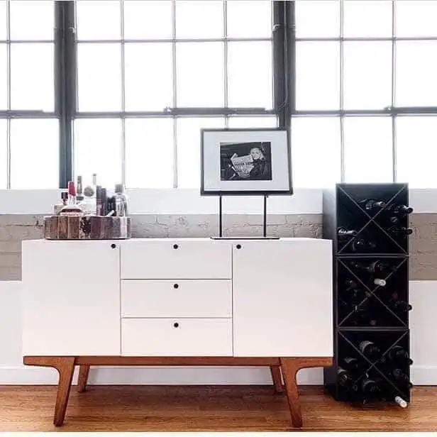 بوفيه مودرن بني مصنوع من خشب MDF مستورد مع طبقة ميلامين مضادة للمياه MS-11352