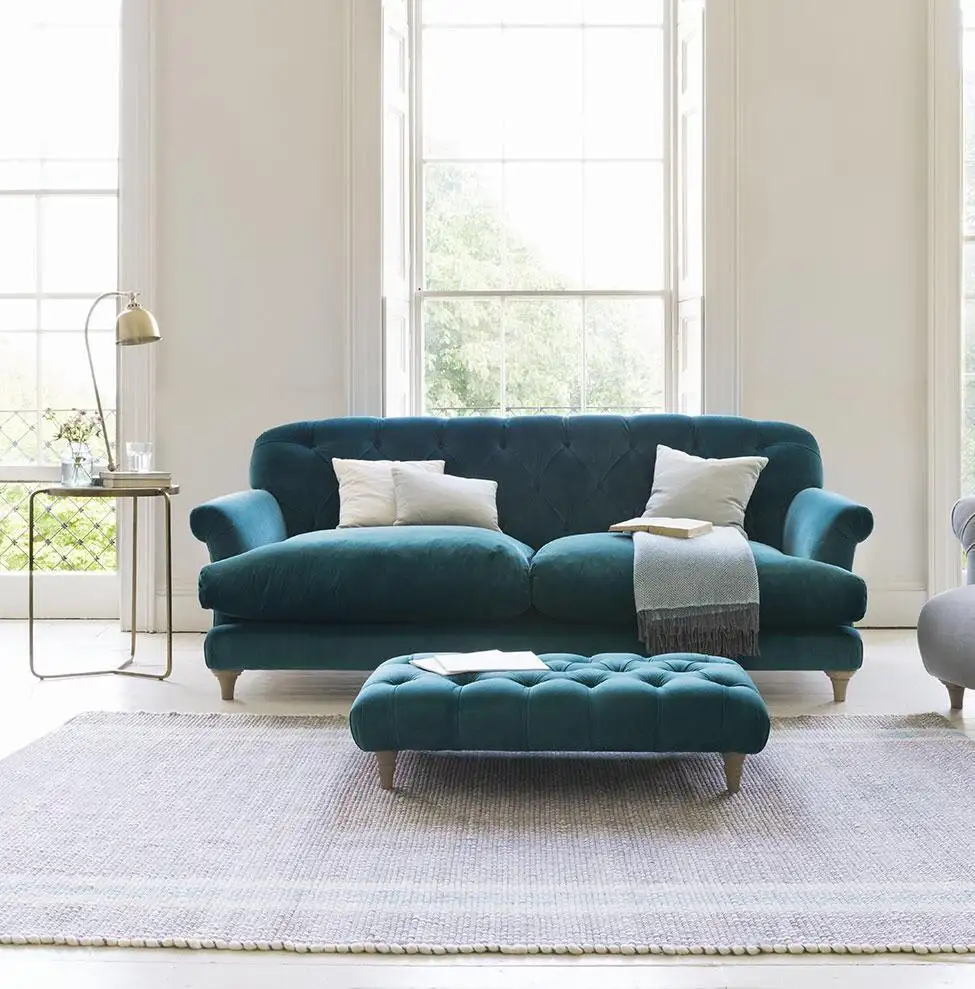 كنبة ثلاث مقاعد كابوتنيه مودرن خشب زان أحمر وقماش كتان أو قطيفة MS-11169